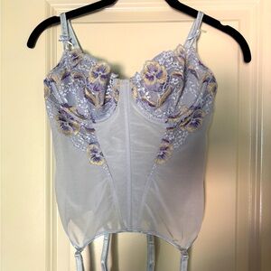 Vintage Victorias Secret Floral Embroidered Bustier/Corset. Size 32C